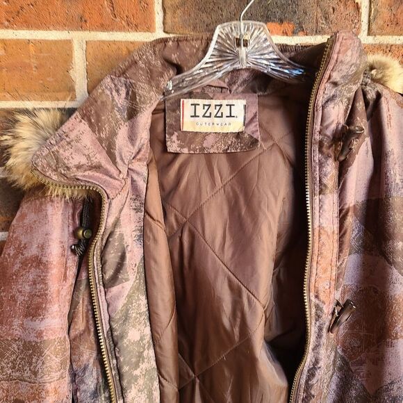 IZZI 90s Earth Tone Fox Fur Hooded Puffer Coat - Picture 7 of 11